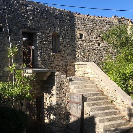 La Tour Des Baronnies A La Porte De L Eau Saint-Auban-sur-lʼOuvèze Eksteriør billede